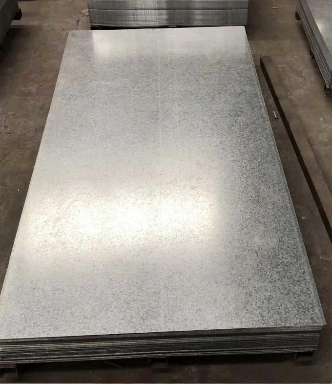 la petite paillette a galvanisé le plat de tôle d'acier
